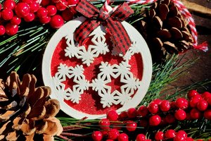 Wooden Snowflake Ornament, Layered Ornament, Snowflake Round Christmas Tree Ornament, Wooden Christmas Ornament, Red and White, Christmas
