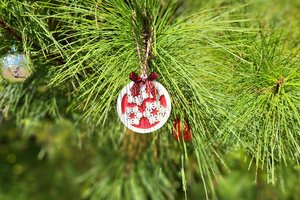 Wooden Snowflake Ornament, Layered Ornament, Snowflake Round Christmas Tree Ornament, Wooden Christmas Ornament, Red and White, Christmas