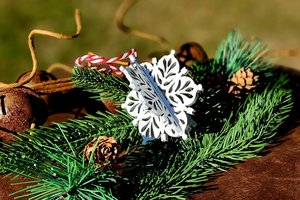 3D Snowflake Ornament, Snowflake Ornament, 3D Christmas Ornaments, Wood Cut Snowflake, White Snowflake, Snowflake Decor, Wooden Snowflake