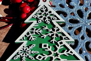 Snowflake Christmas Tree Ornament || Layered Snowflake || Retro Tree || Vintage Tree || 3D Tree Ornament || 3D Snowflake Ornament