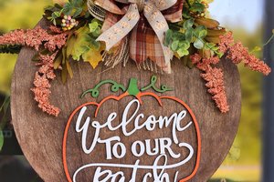 Pumpkin Door Hanger, Fall Door Sign, Welcome To Our Patch Sign, Thanksgiving Door Hanger, Autumn Welcome Sign, Halloween Door Sign, 3D sign