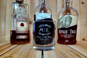 Bulk Wedding Glasses, Cocktail Glass, Bourbon Whiskey Glass, Personalized, Wedding Decor, Reception Decorations, Monogram Glass