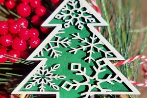 Snowflake Christmas Tree Ornament || Layered Snowflake || Retro Tree || Vintage Tree || 3D Tree Ornament || 3D Snowflake Ornament