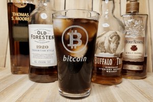 Bitcoin Glass, Bitcoin Beer Glass, Bitcoin Pint Glass, Bitcoin Gift