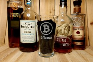 Bitcoin Glass, Bitcoin Beer Glass, Bitcoin Pint Glass, Bitcoin Gift