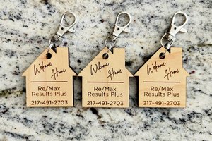 Realtor Logo Keychain || New Home Keychain || VRBO Keychain || AIR BNB Keychain || Bulk Keychains || Cabin Keychain || Short Term Rental
