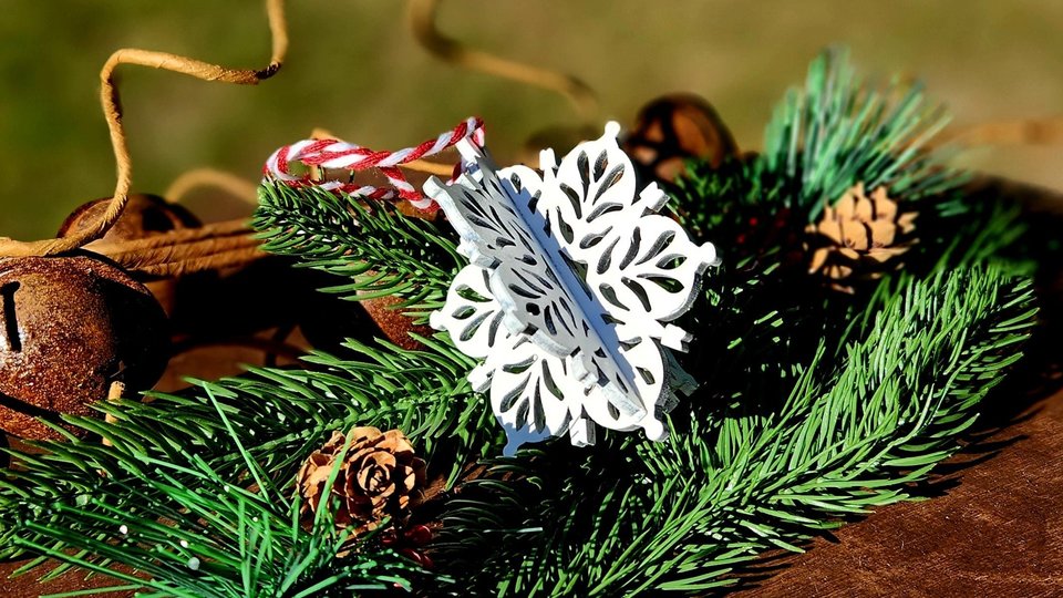 3D Snowflake Ornament, Snowflake Ornament, 3D Christmas Ornaments, Wood Cut Snowflake, White Snowflake, Snowflake Decor, Wooden Snowflake