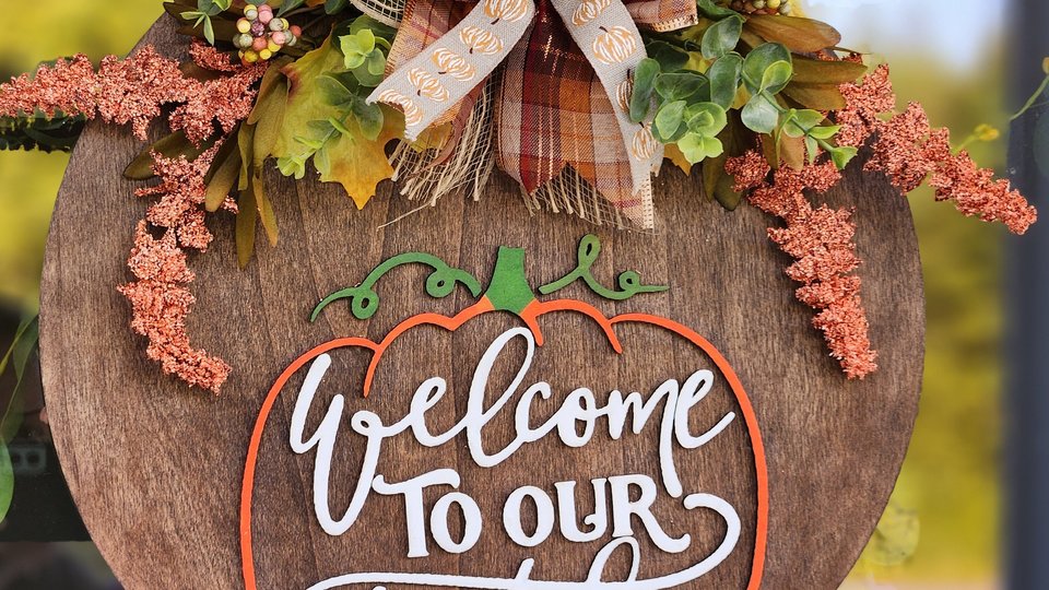 Pumpkin Door Hanger, Fall Door Sign, Welcome To Our Patch Sign, Thanksgiving Door Hanger, Autumn Welcome Sign, Halloween Door Sign, 3D sign