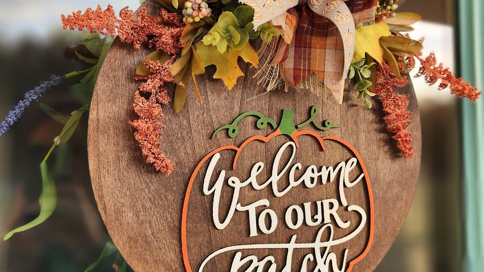 Pumpkin Door Hanger, Fall Door Sign, Welcome To Our Patch Sign, Thanksgiving Door Hanger, Autumn Welcome Sign, Halloween Door Sign, 3D sign