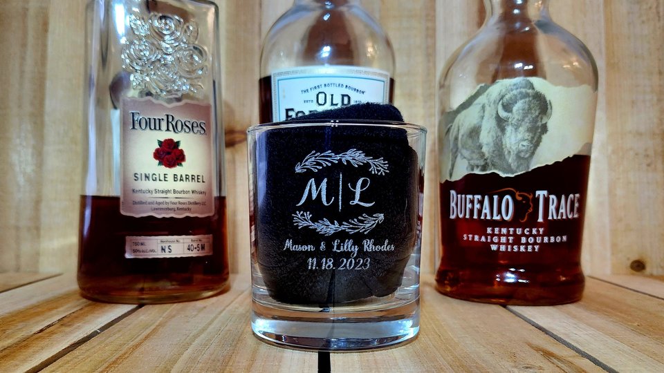Bulk Wedding Glasses, Cocktail Glass, Bourbon Whiskey Glass, Personalized, Wedding Decor, Reception Decorations, Monogram Glass