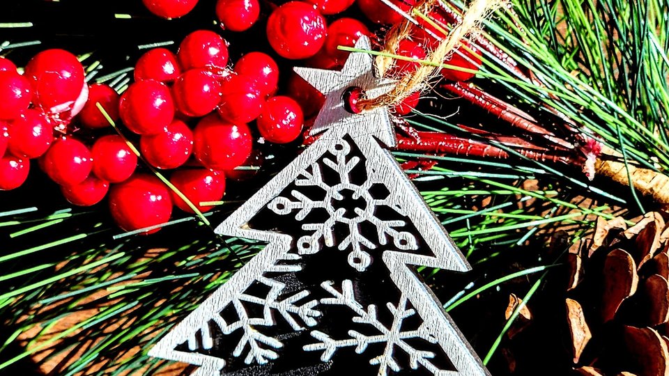 Snowflake Christmas Tree Ornament || Layered Snowflake || Retro Tree || Vintage Tree || 3D Tree Ornament || 3D Snowflake Ornament