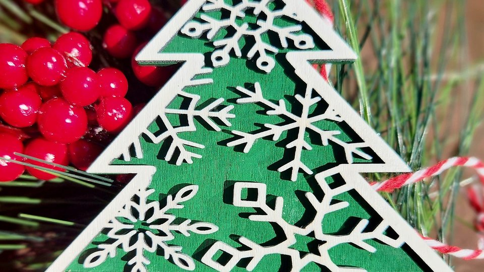 Snowflake Christmas Tree Ornament || Layered Snowflake || Retro Tree || Vintage Tree || 3D Tree Ornament || 3D Snowflake Ornament