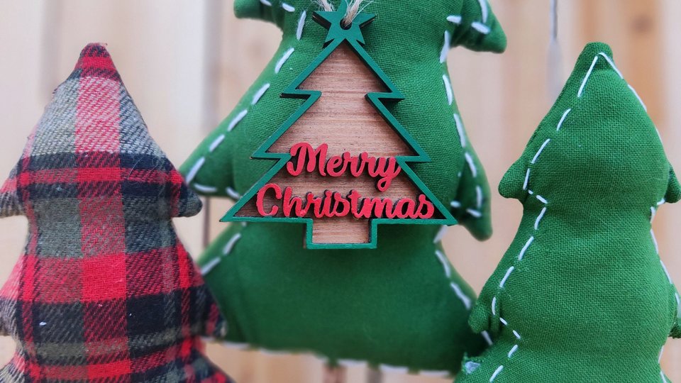 3D Wood Ornament, Merry Christmas Ornament, Red And Green Ornament, Wood Ornament, Layered Ornament, Retro Ornament, Modern Ornament, 3D