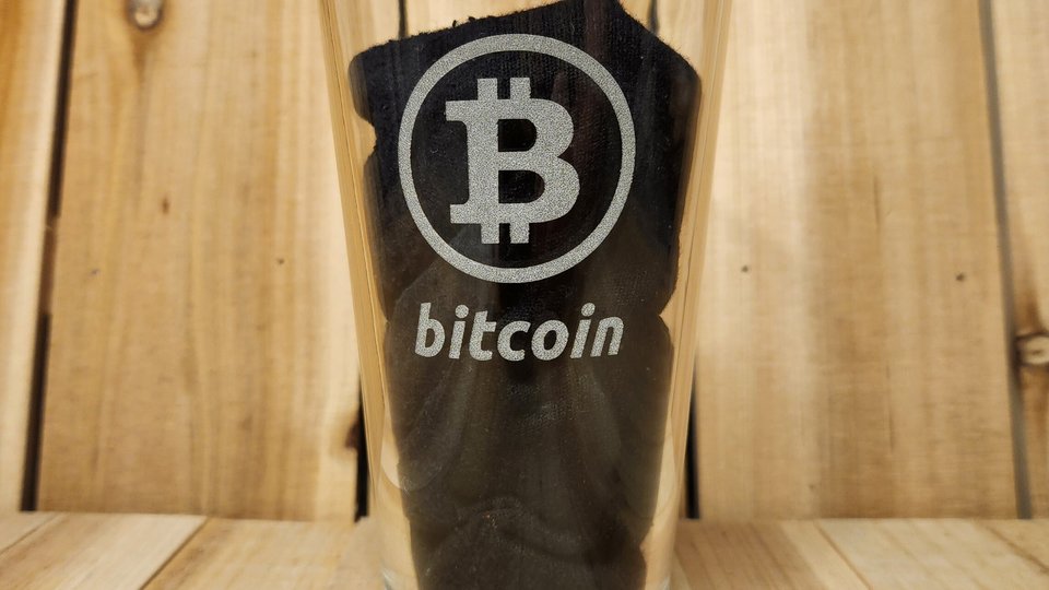 Bitcoin Glass, Bitcoin Beer Glass, Bitcoin Pint Glass, Bitcoin Gift