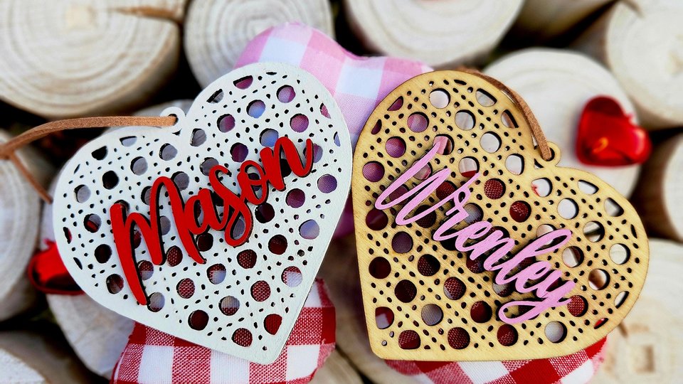 Valentine's Day Tags, Custom Valentines Day Basket Tags, Wooden Name Tags, Valentine Heart Tag, Rattan Cane Gift Tag, Gift Basket Tag, Vday